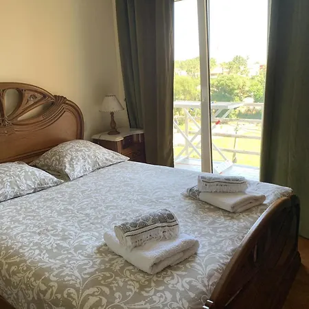 Rooftop Face A La Daire